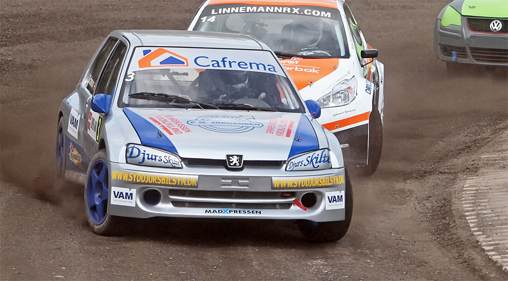 Kontrolleret firehjulsdrift gennem svingene er vejen til succes for Jacob Schnoor til frontplaceringer i Rally Cross